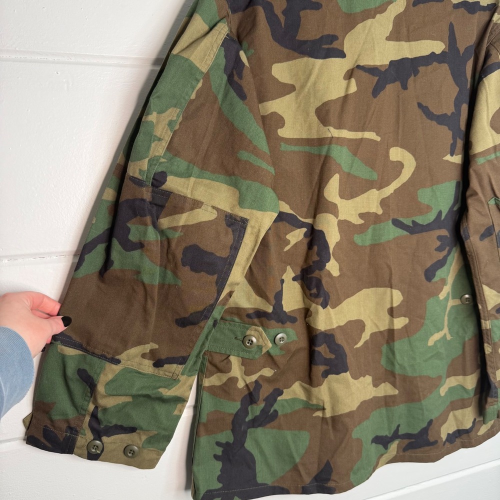 Army‎ Camo Field Jacket Medium Regular "Deeds Not Words" Patch - Picture 8 of 10